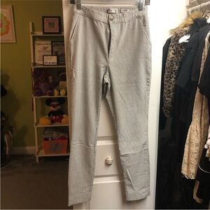 Hollister Ultra High Rise Navy blue & White Pinstriped stretchy Pants. Size med.